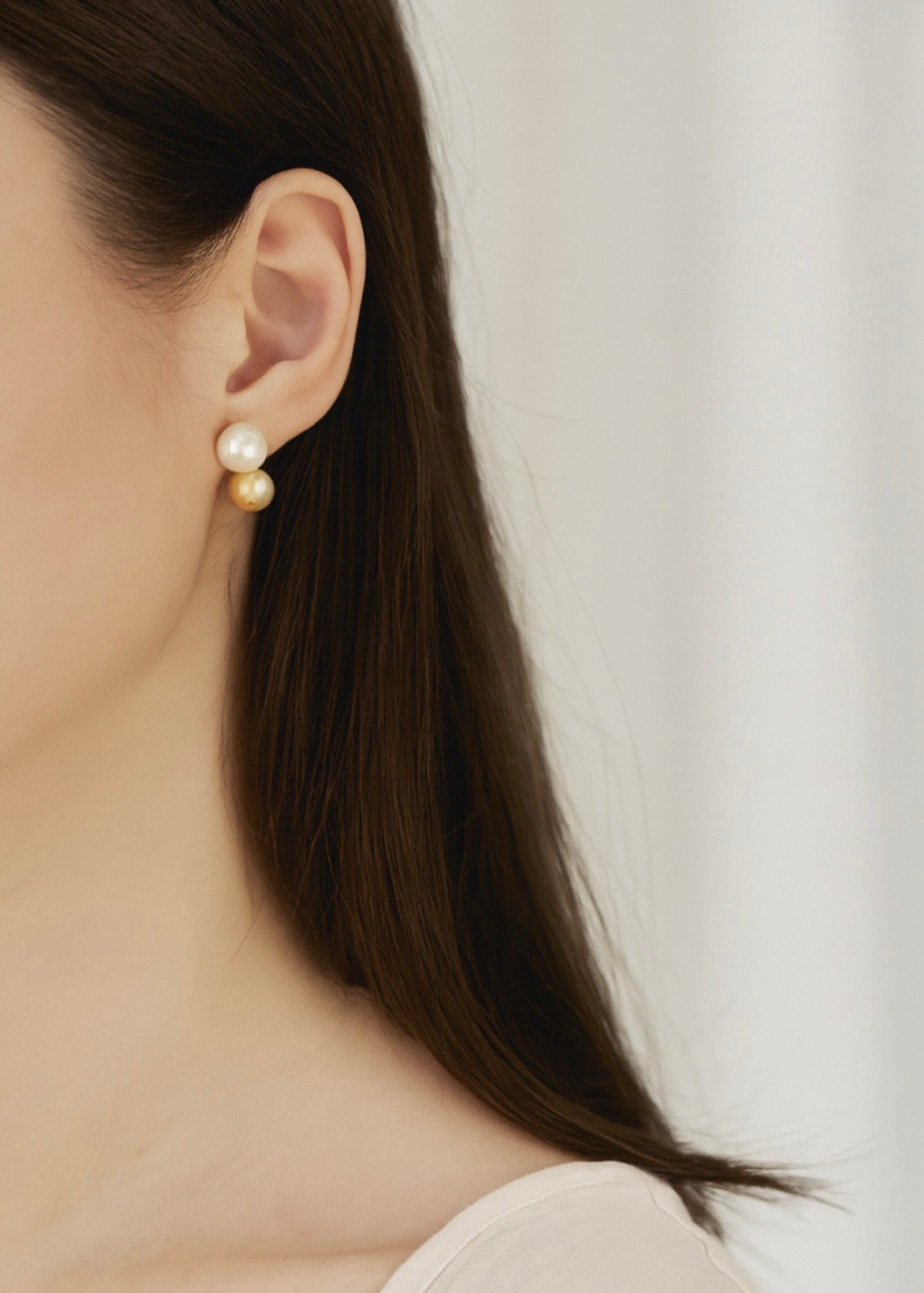 Dual Tone South Sea Pearl Earrings (White & Gold)